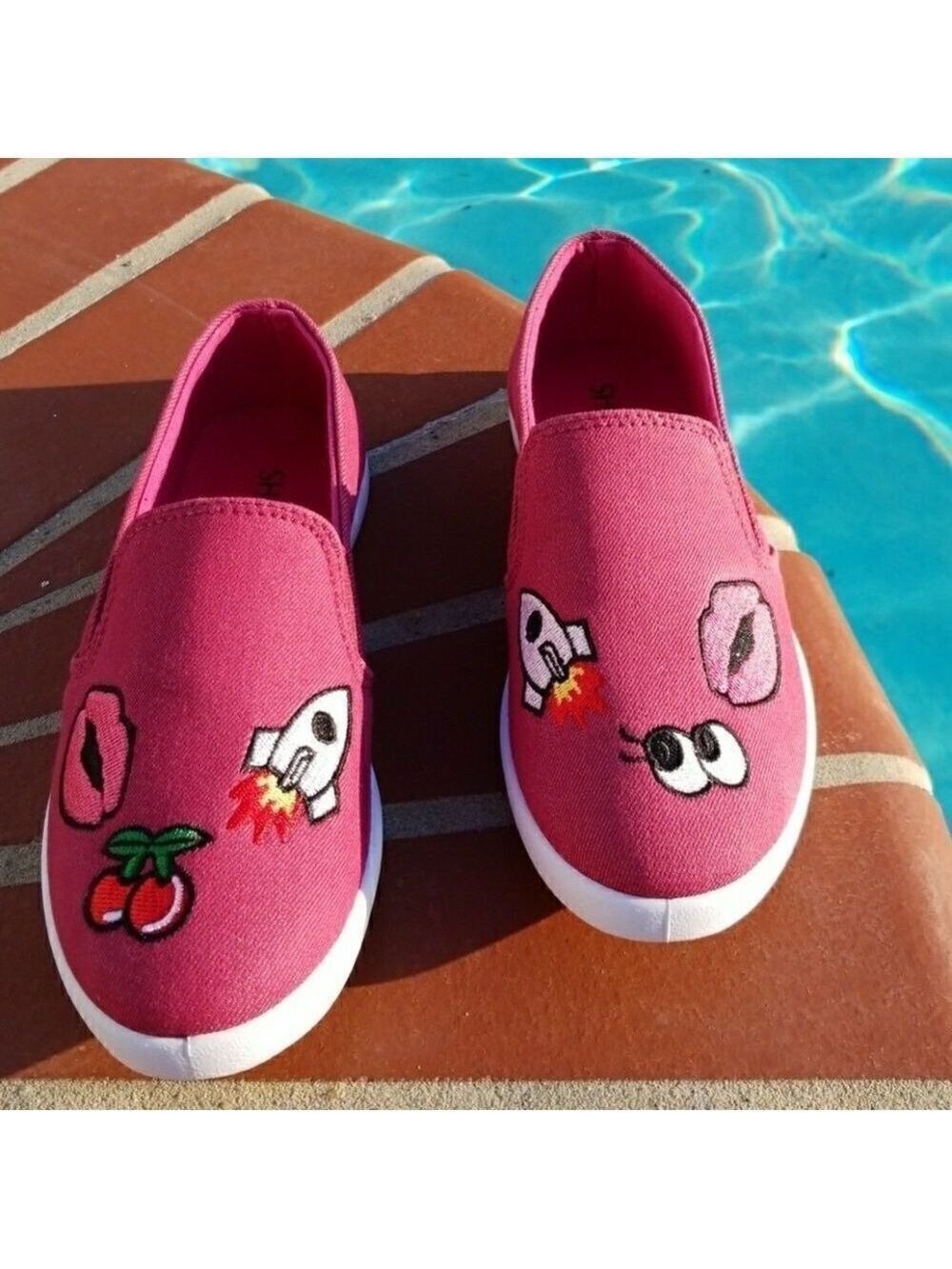 Pink casual canvas embroidered slip on shoes